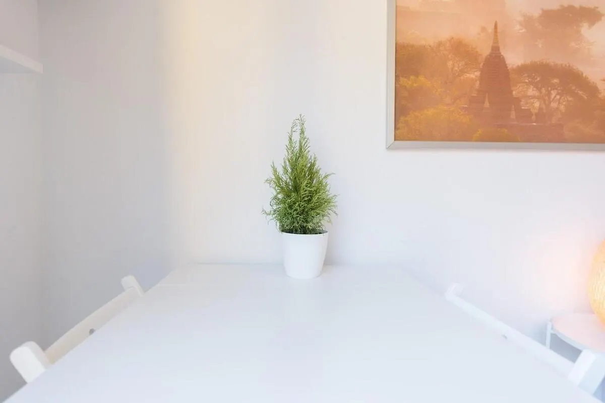 C17 - Friendly Studio Close To Town 3 Apartment Malaga