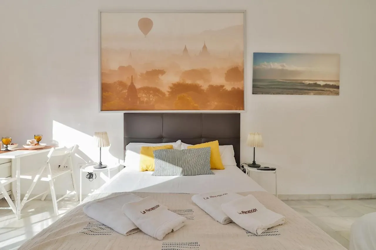 C17 - Friendly Studio Close To Town 3 Apartment Malaga Spain